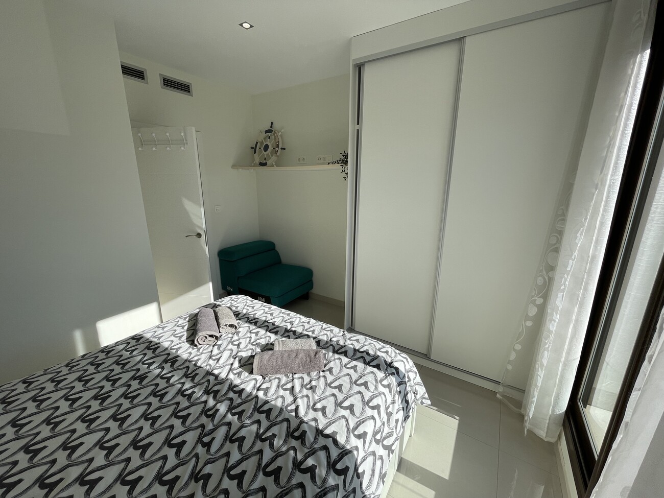 For sale - 2 Bedroom 1 Bathroom Semi Detached in Villamartin -  - Alicante