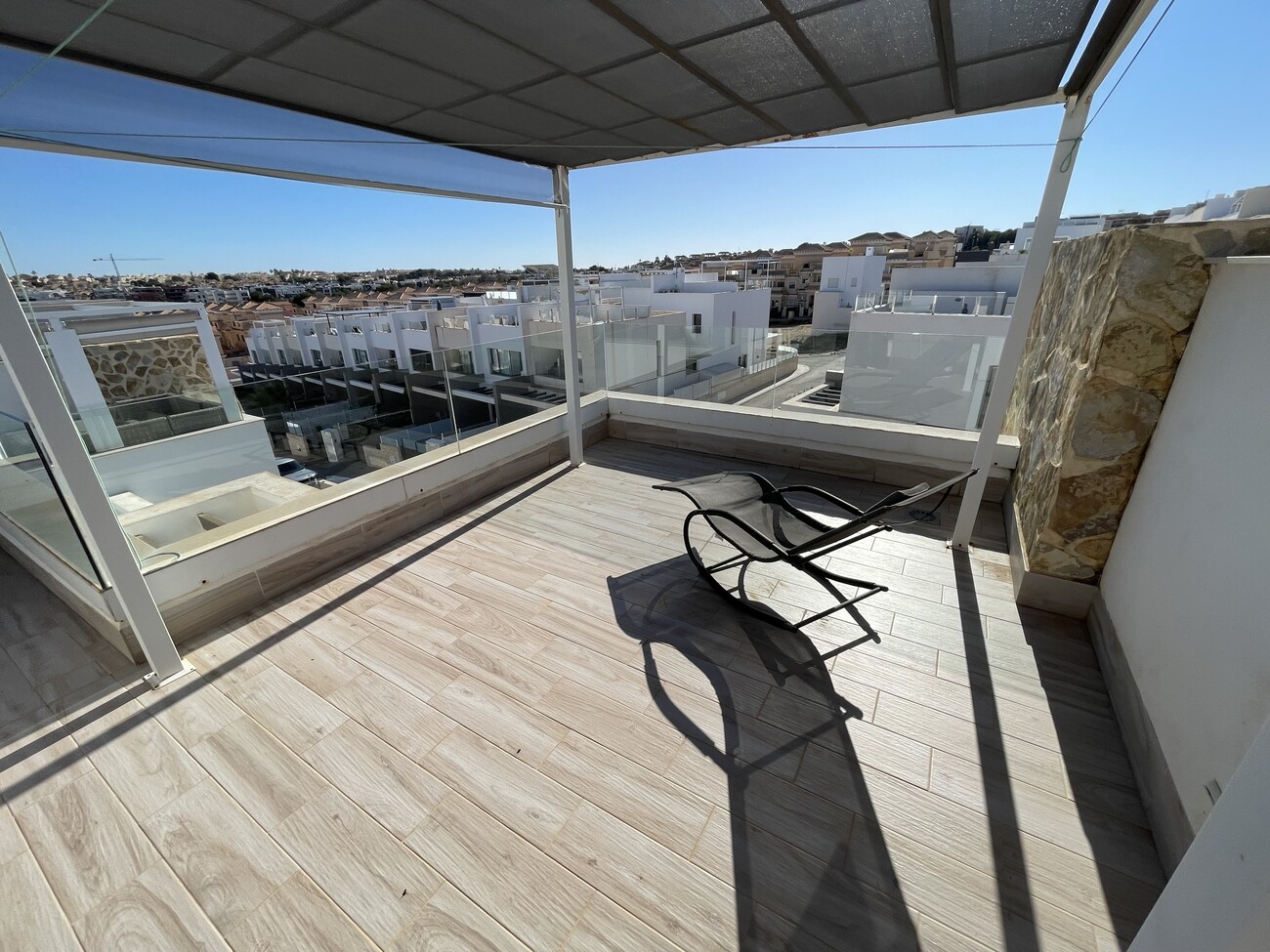 For sale - 2 Bedroom 1 Bathroom Semi Detached in Villamartin -  - Alicante