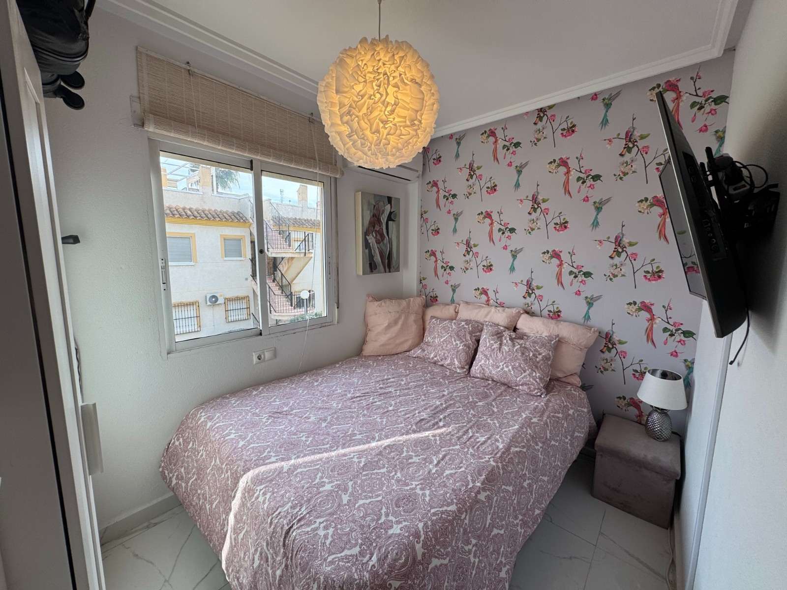 For sale - 2 Bedroom 1 Bathroom Apartment in Villamartin - Costa Blanca  - Alicante