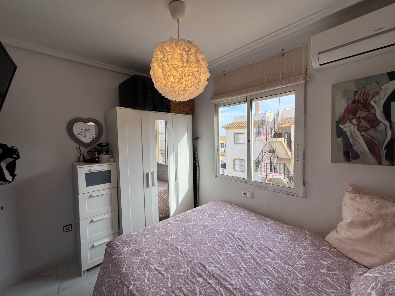 For sale - 2 Bedroom 1 Bathroom Apartment in Villamartin - Costa Blanca  - Alicante