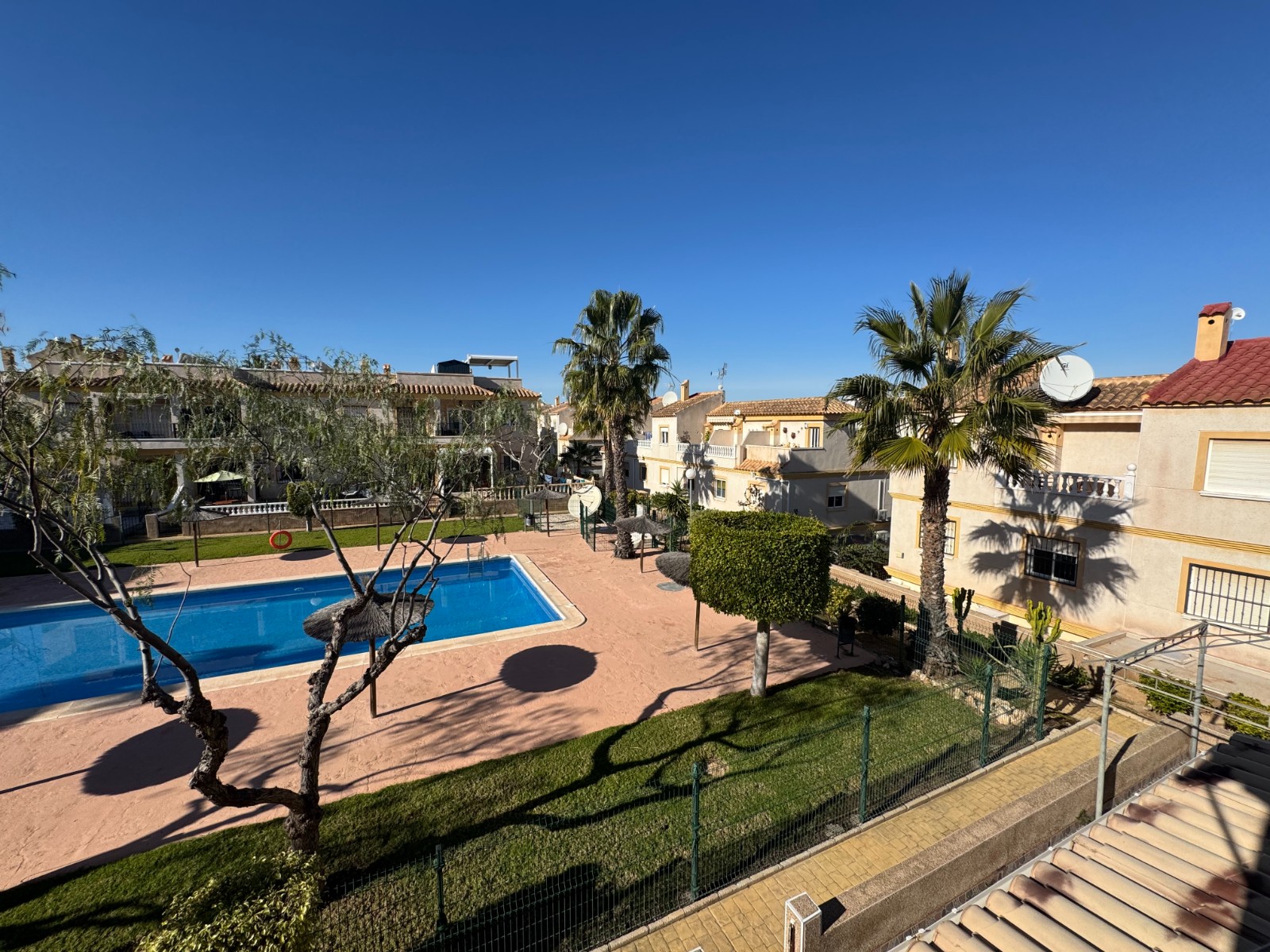 For sale - 2 Bedroom 1 Bathroom Apartment in Villamartin - Costa Blanca  - Alicante