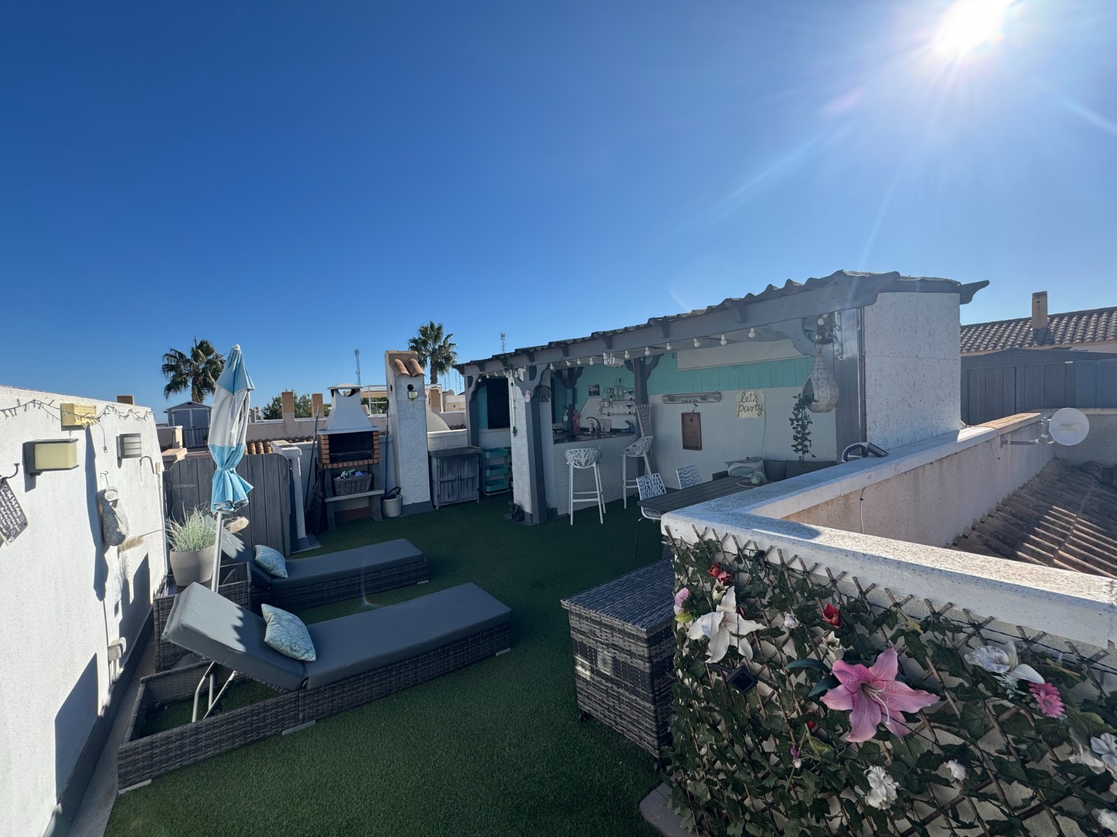 For sale - 2 Bedroom 1 Bathroom Apartment in Villamartin - Costa Blanca  - Alicante