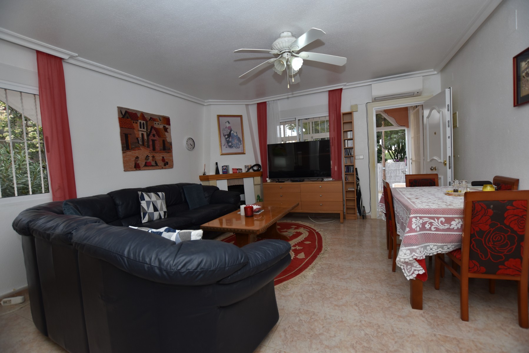 For sale - 3 Bedroom 1 Bathroom Villa in Algorfa - Inland  - Alicante