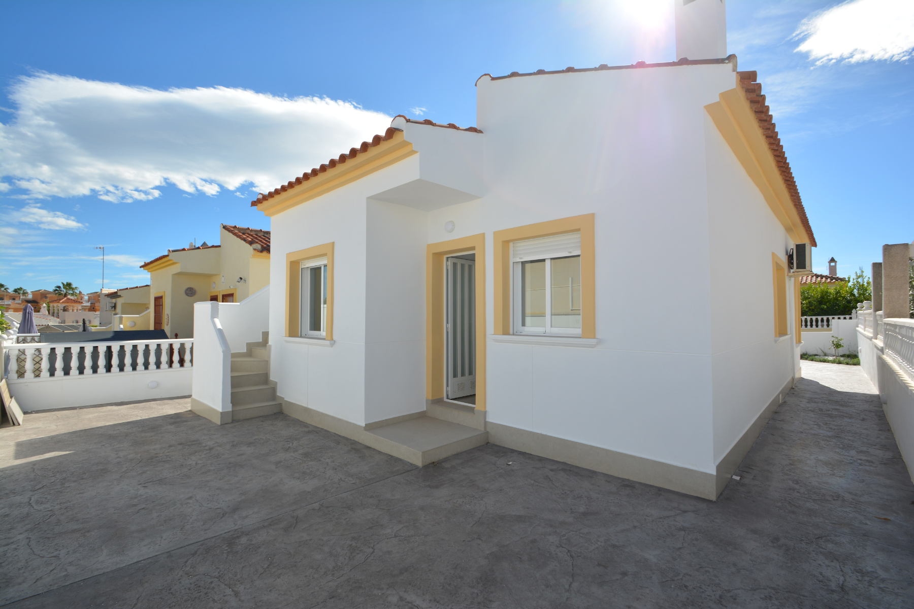 For sale - 2 Bedroom 1 Bathroom Villa in Algorfa - Inland  - Alicante