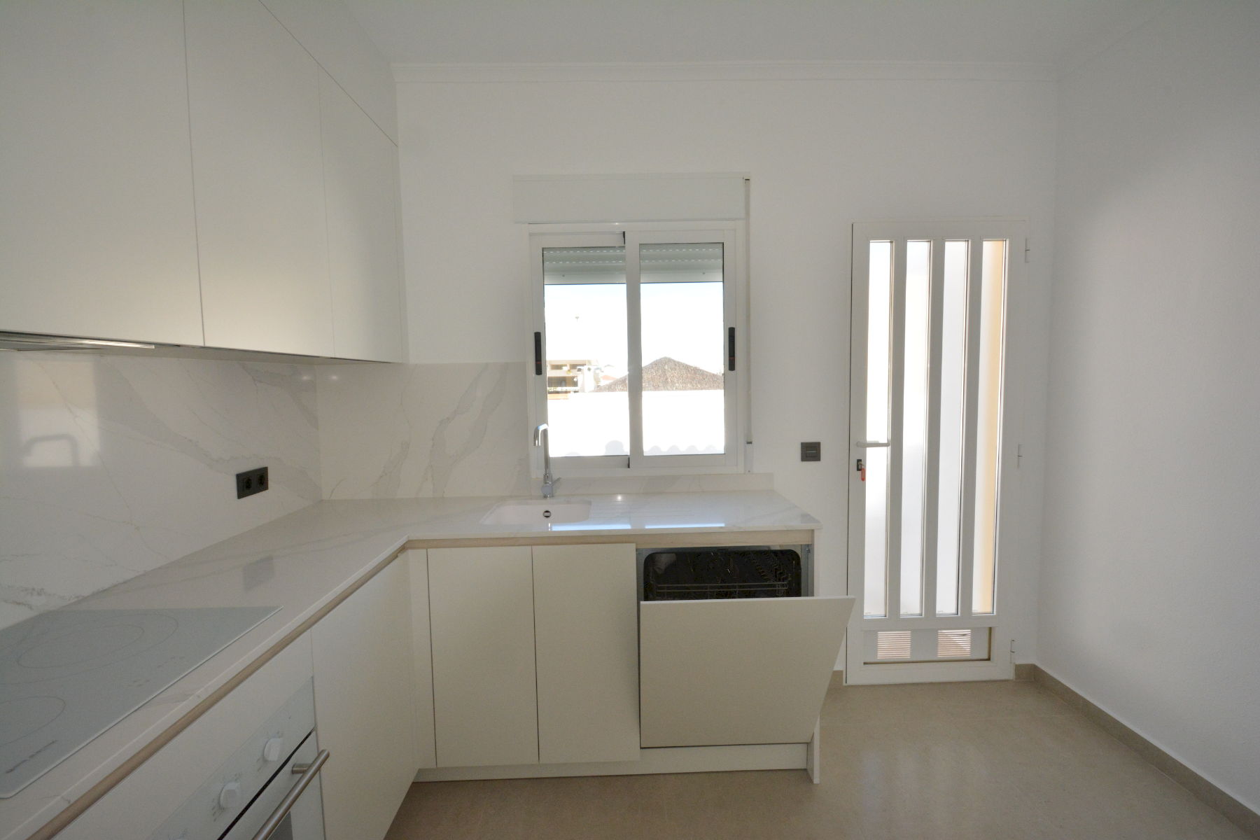 For sale - 2 Bedroom 1 Bathroom Villa in Algorfa - Inland  - Alicante