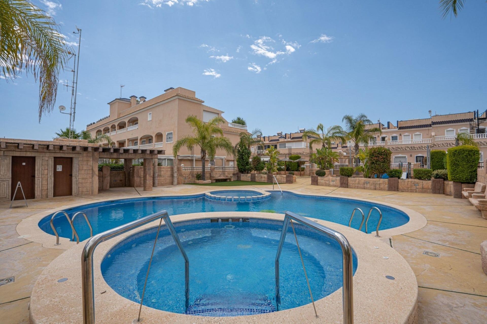 For sale - 2 Bedroom 2 Bathroom Town House in Orihuela Costa - Los Dolses  - Alicante
