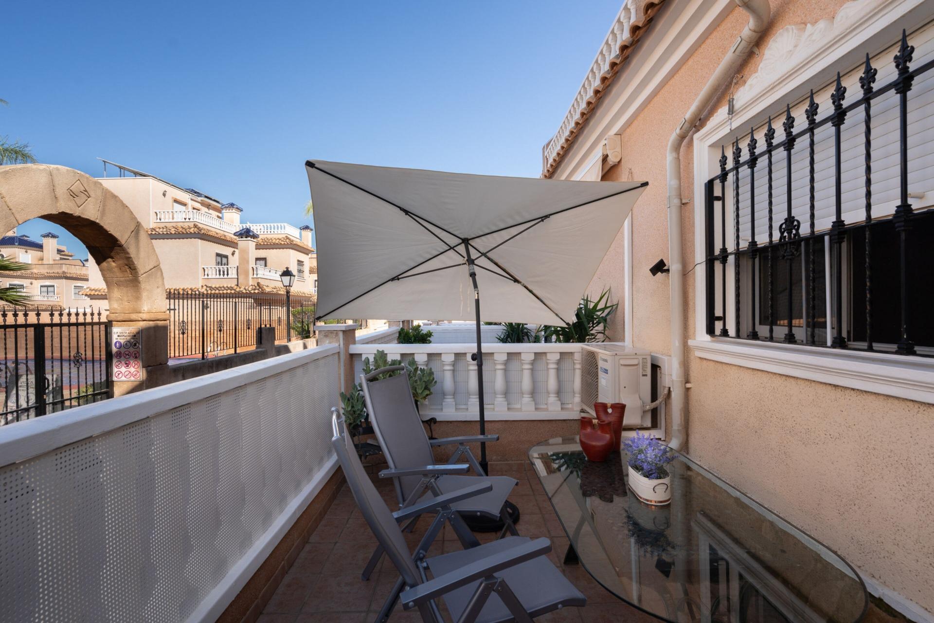 For sale - 2 Bedroom 2 Bathroom Town House in Orihuela Costa - Los Dolses  - Alicante