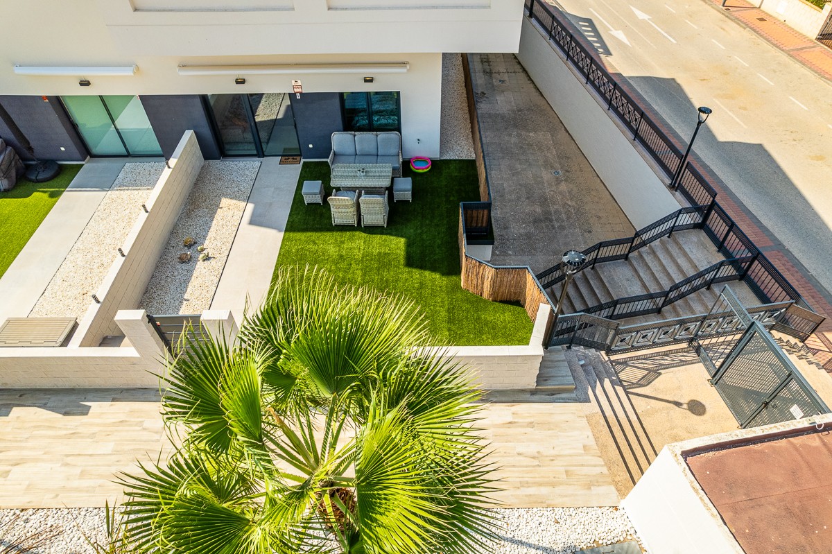 For sale - 2 Bedroom 1 Bathroom Apartment in Algorfa - Inland  - Alicante