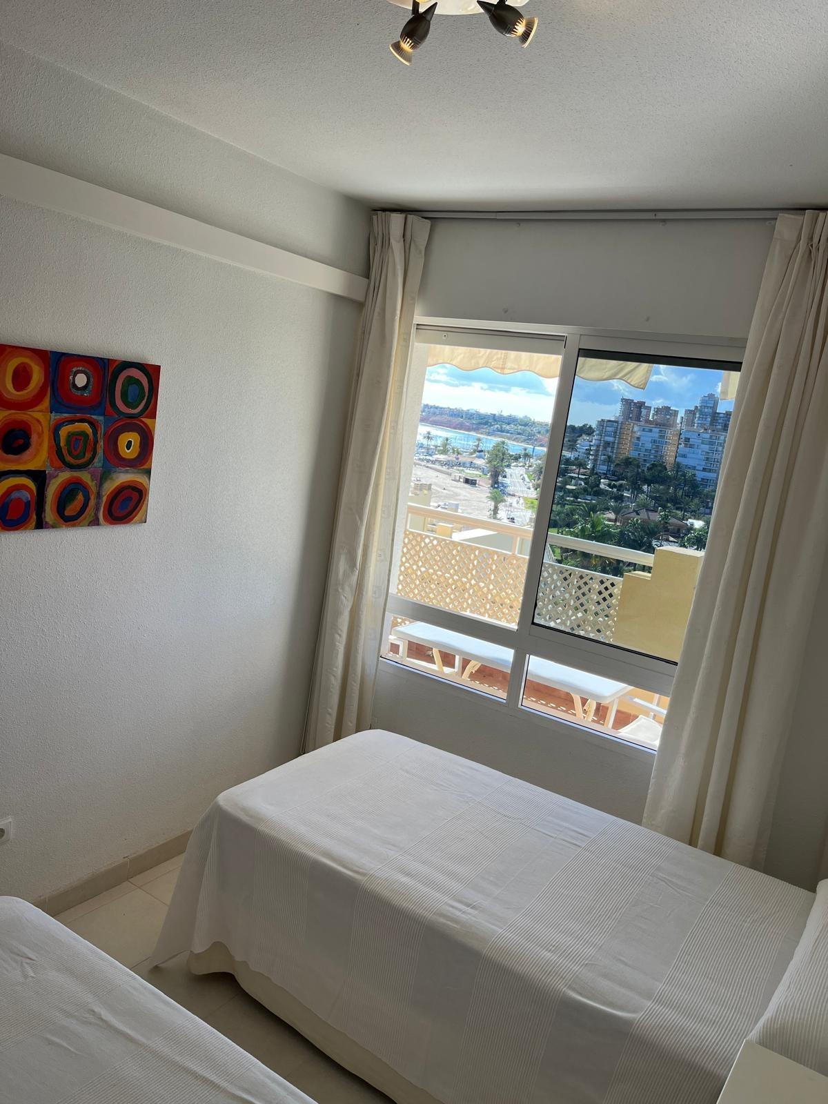 For sale - 3 Bedroom 2 Bathroom Apartment in Cabo Roig - Campoamor  - Alicante