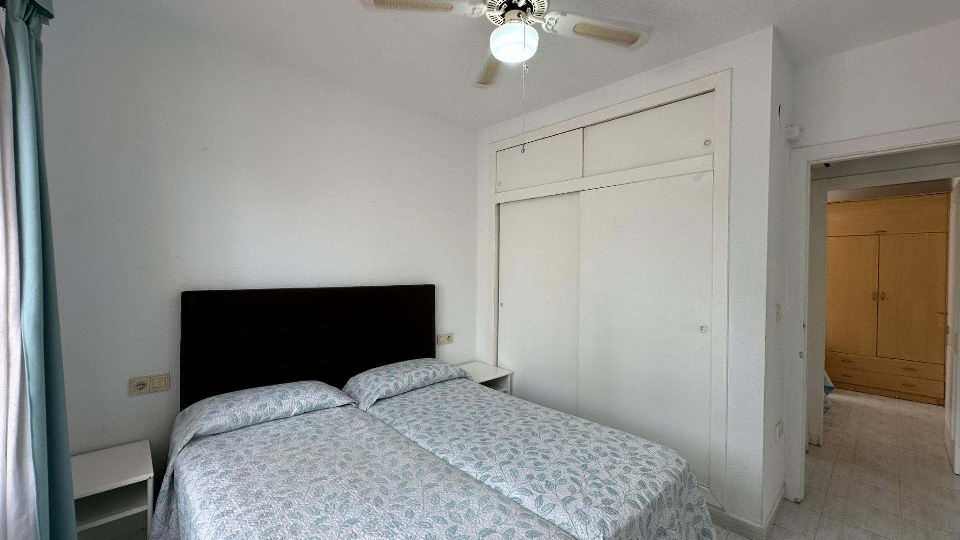 For sale - 2 Bedroom 1 Bathroom Bungalow in Orihuela Costa - Los Almendros-la Florida  - Alicante