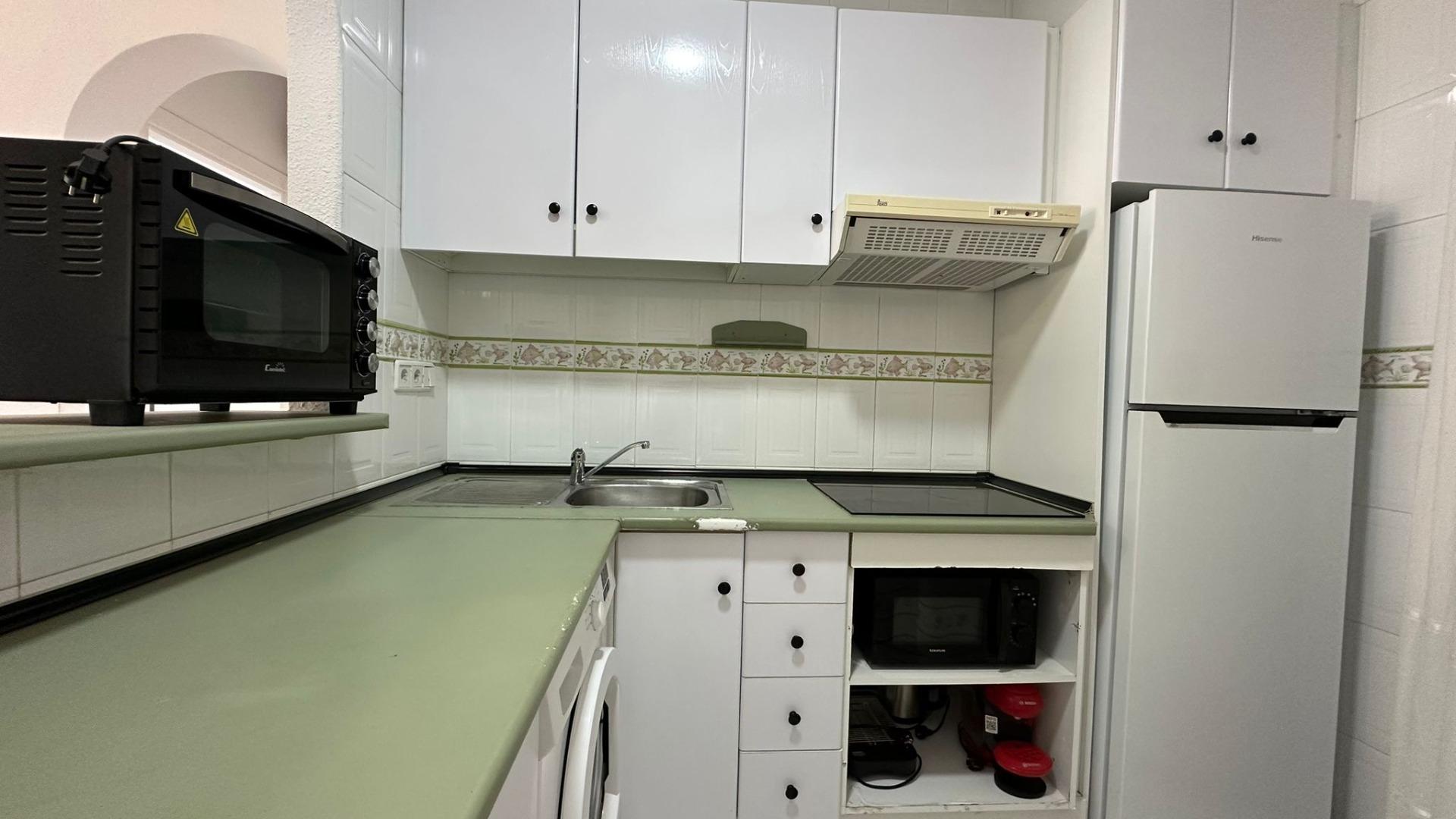 For sale - 2 Bedroom 1 Bathroom Bungalow in Orihuela Costa - Los Almendros-la Florida  - Alicante