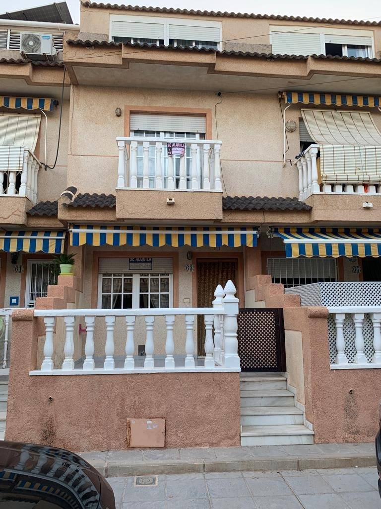 For sale - 4 Bedroom 2 Bathroom Duplex in Pilar de La Horadada - Torre de la Horadada  - Alicante