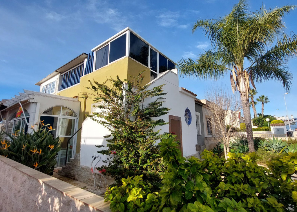 2 Bedroom 1 Bathroom Quad House in Orihuela Costa