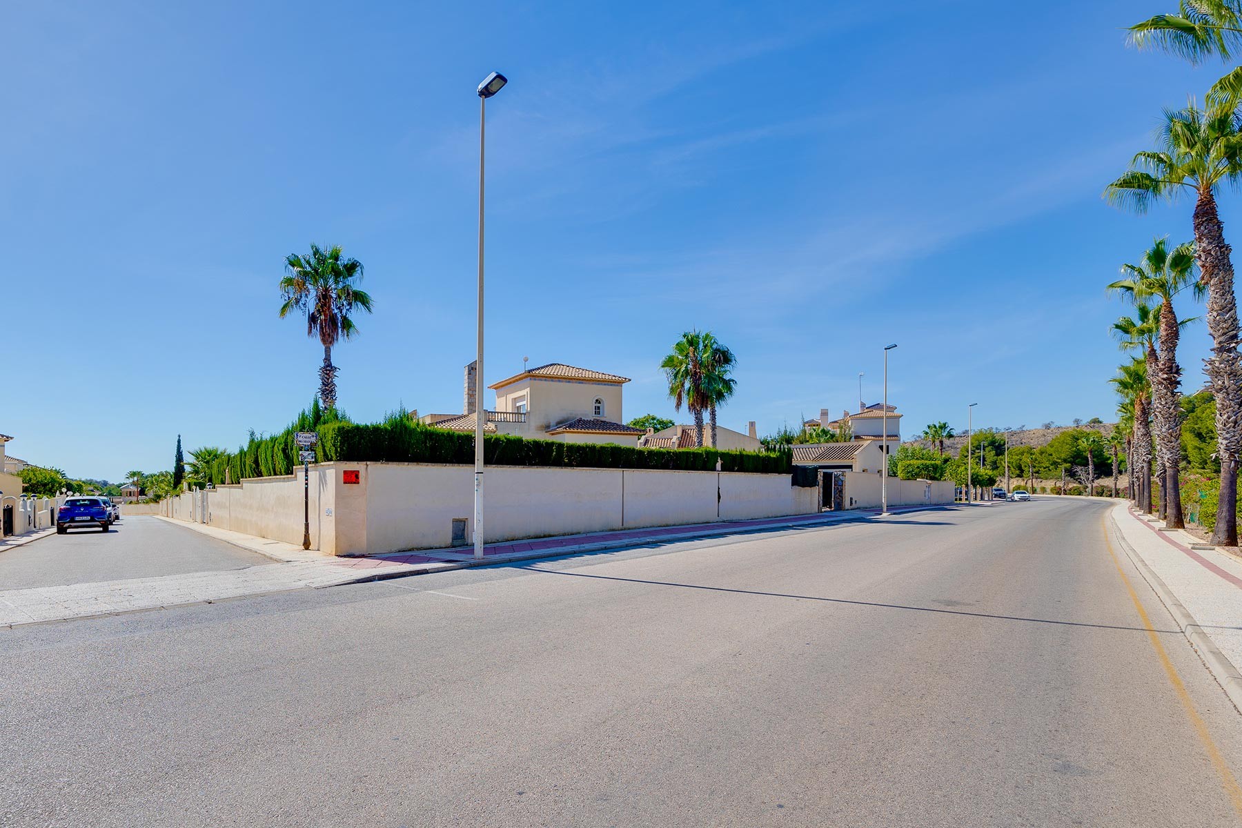 For sale - 3 Bedroom 1 Bathroom Villa in Orihuela Costa - Costa Blanca  - Alicante