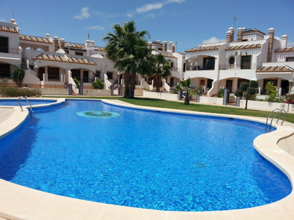 2 Bedroom 2 Bathroom penthouse in Villamartin