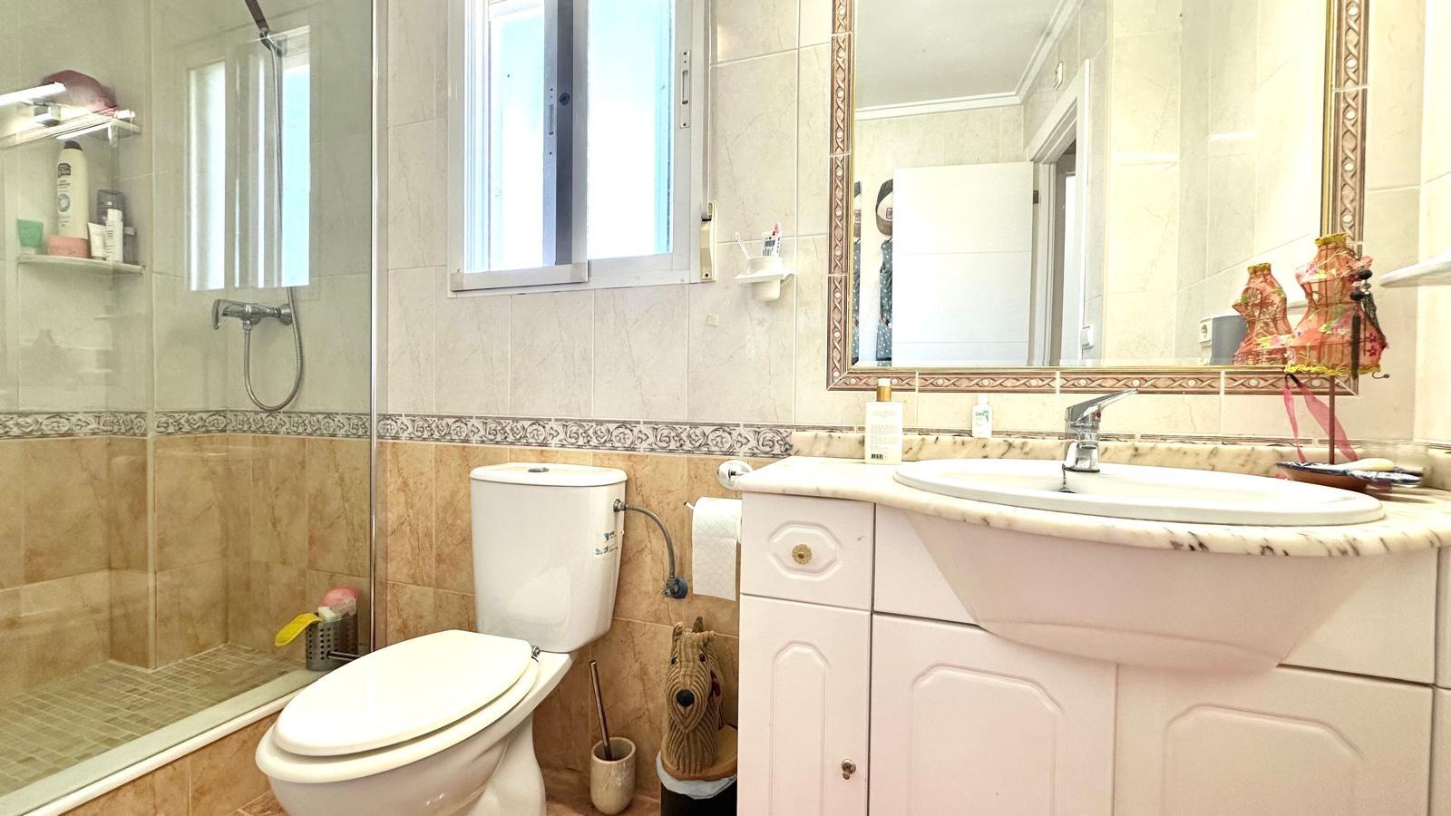 For sale - 3 Bedroom 3 Bathroom Villa in Orihuela Costa - La Regia  - Alicante