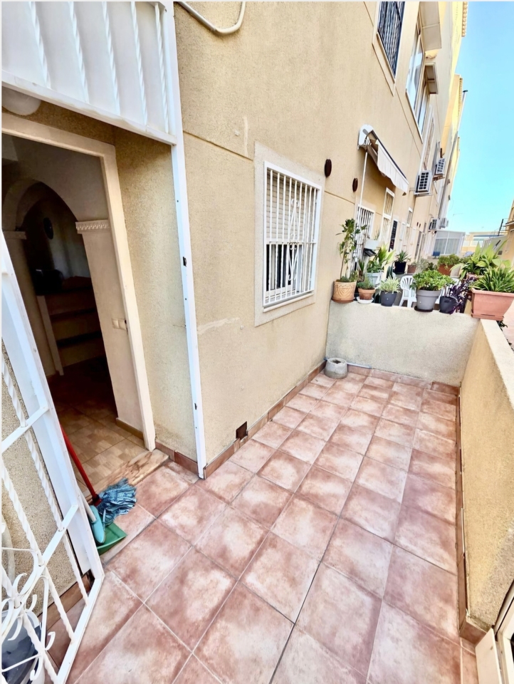 For sale - 3 Bedroom 2 Bathroom Town House in Playa Flamenca - Costa Blanca  - Alicante