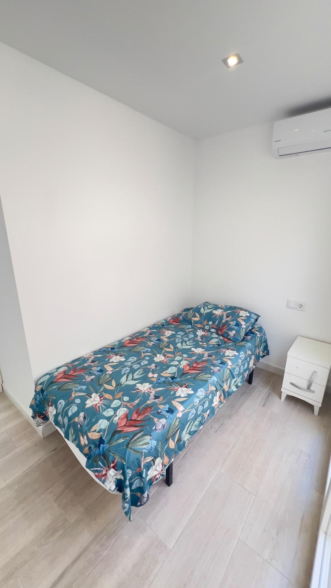 For sale - 3 Bedroom 1 Bathroom Bungalow in Orihuela Costa - La Regia  - Alicante