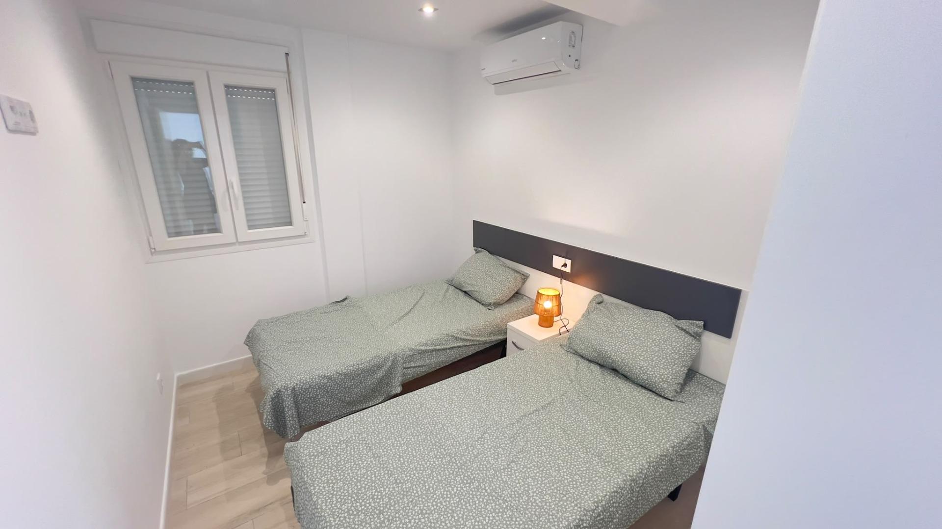 For sale - 3 Bedroom 1 Bathroom Bungalow in Orihuela Costa - La Regia  - Alicante