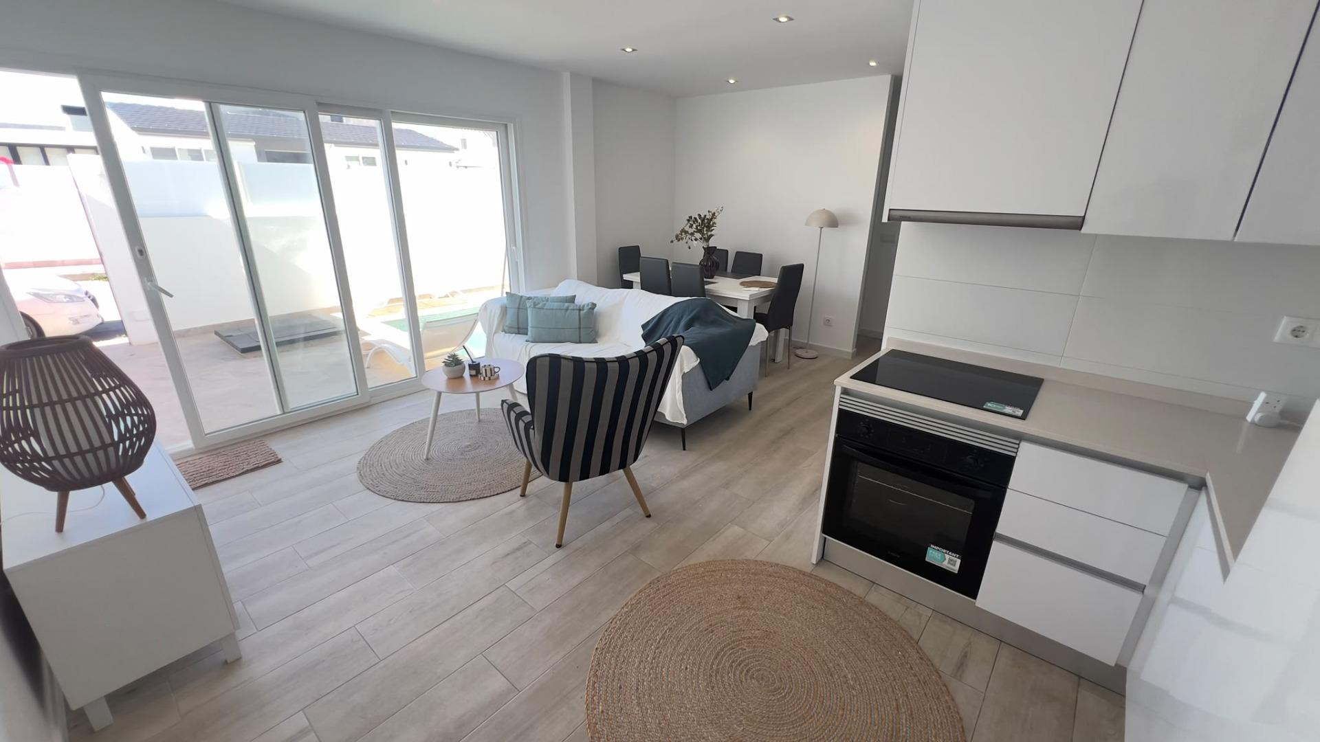 For sale - 3 Bedroom 1 Bathroom Bungalow in Orihuela Costa - La Regia  - Alicante