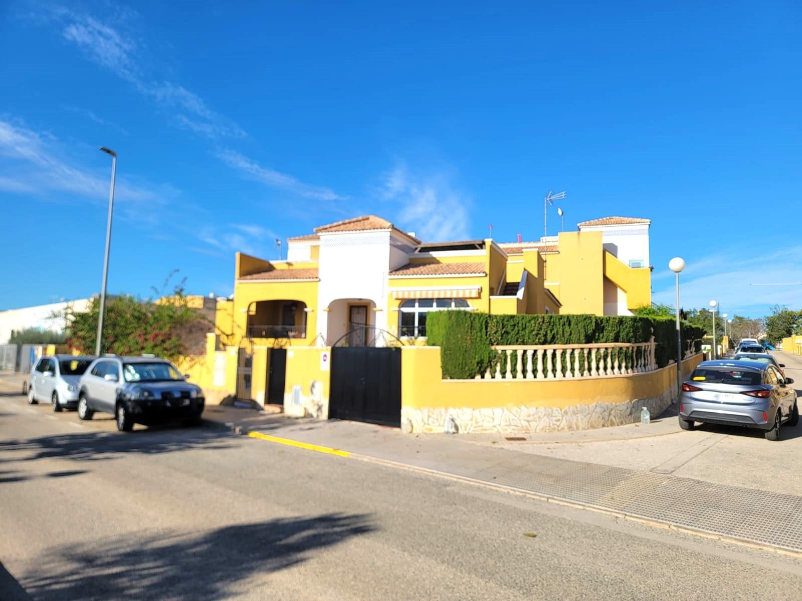 For sale - 3 Bedroom 1 Bathroom Town House in Los Montesinos - Los Montesinos - Urb. La Herrada  - Alicante