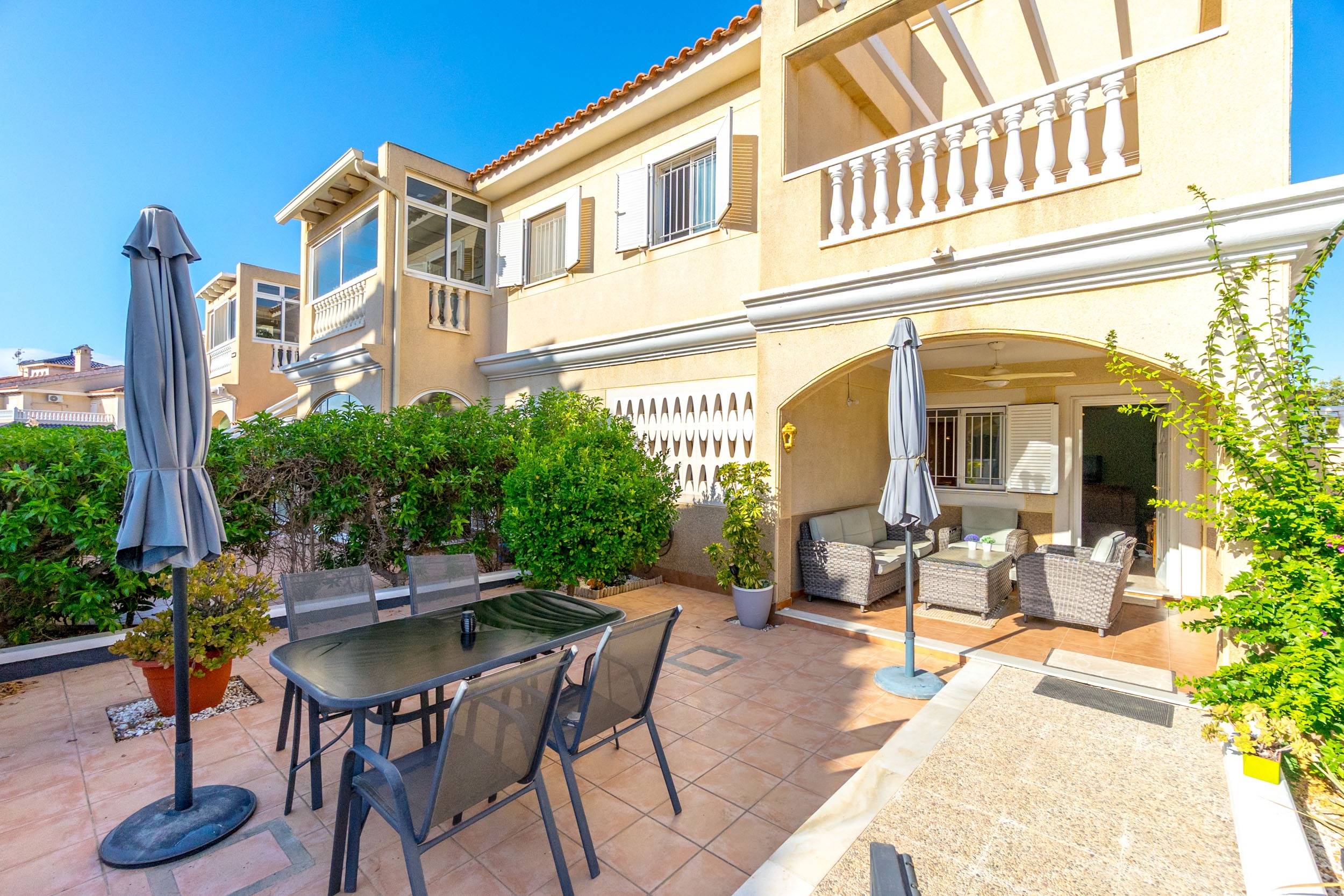 For sale - 2 Bedroom 2 Bathroom Duplex in Orihuela Costa - Playa Flamenca  - Alicante