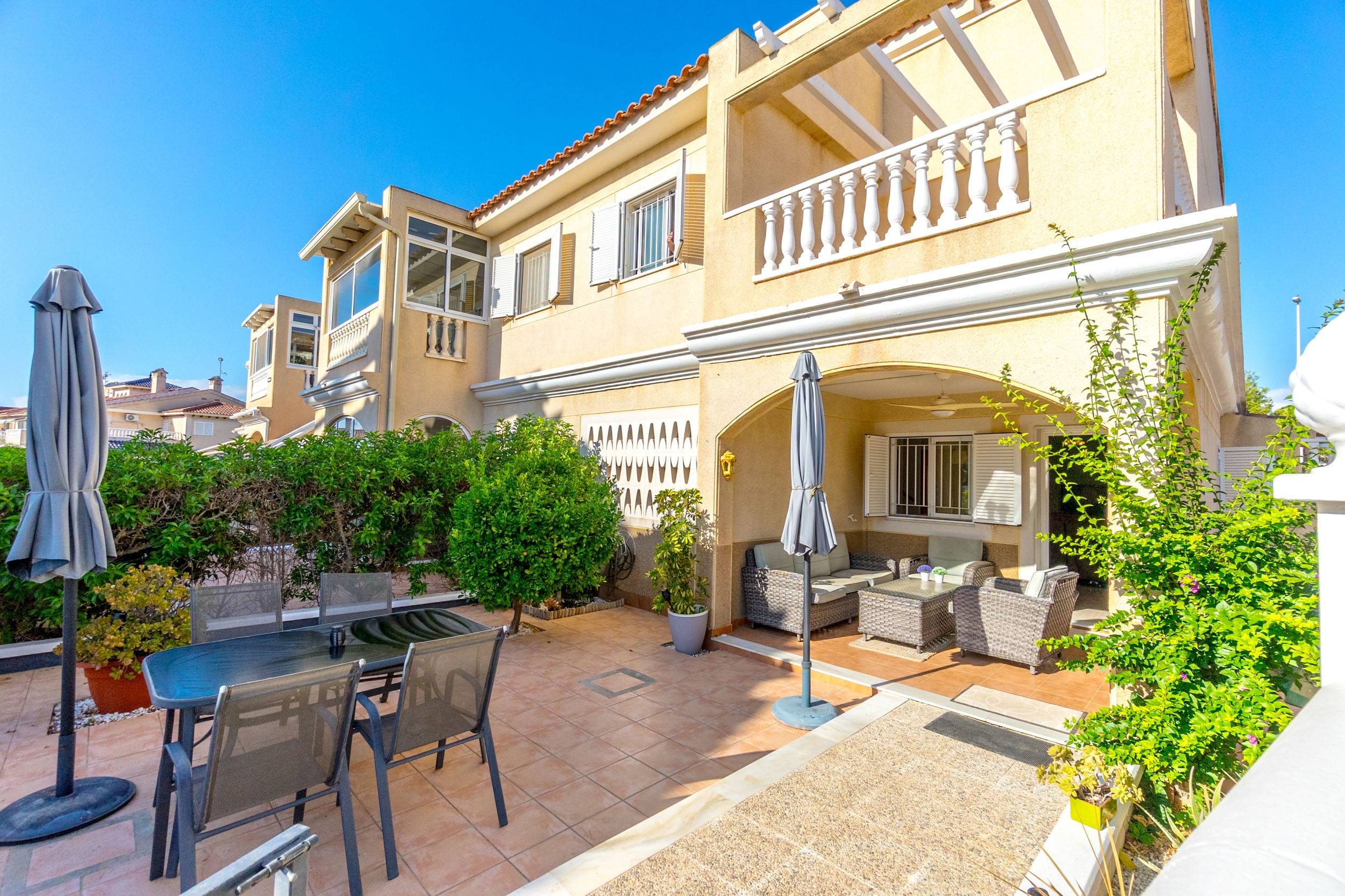 For sale - 2 Bedroom 2 Bathroom Duplex in Orihuela Costa - Playa Flamenca  - Alicante