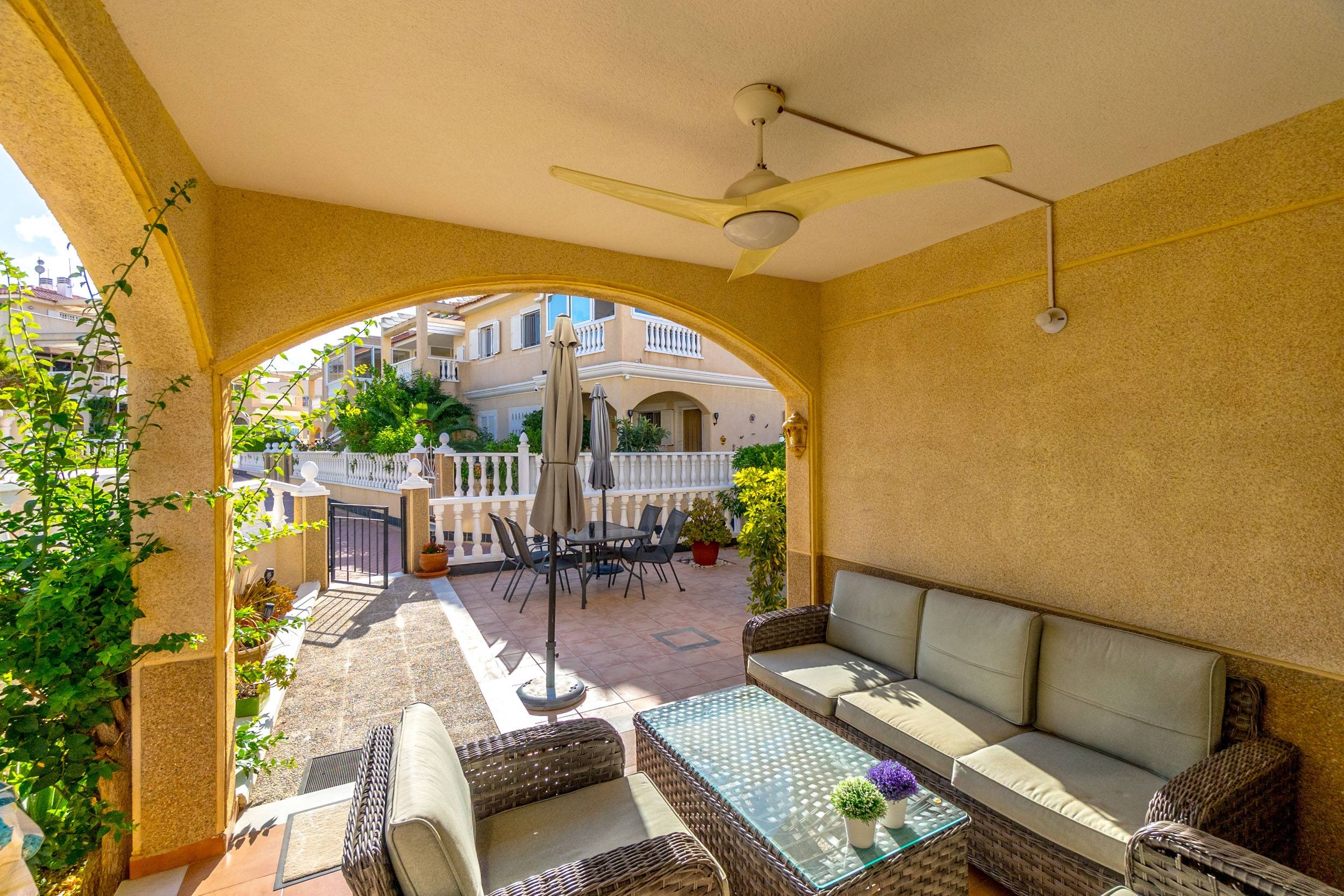 For sale - 2 Bedroom 2 Bathroom Duplex in Orihuela Costa - Playa Flamenca  - Alicante