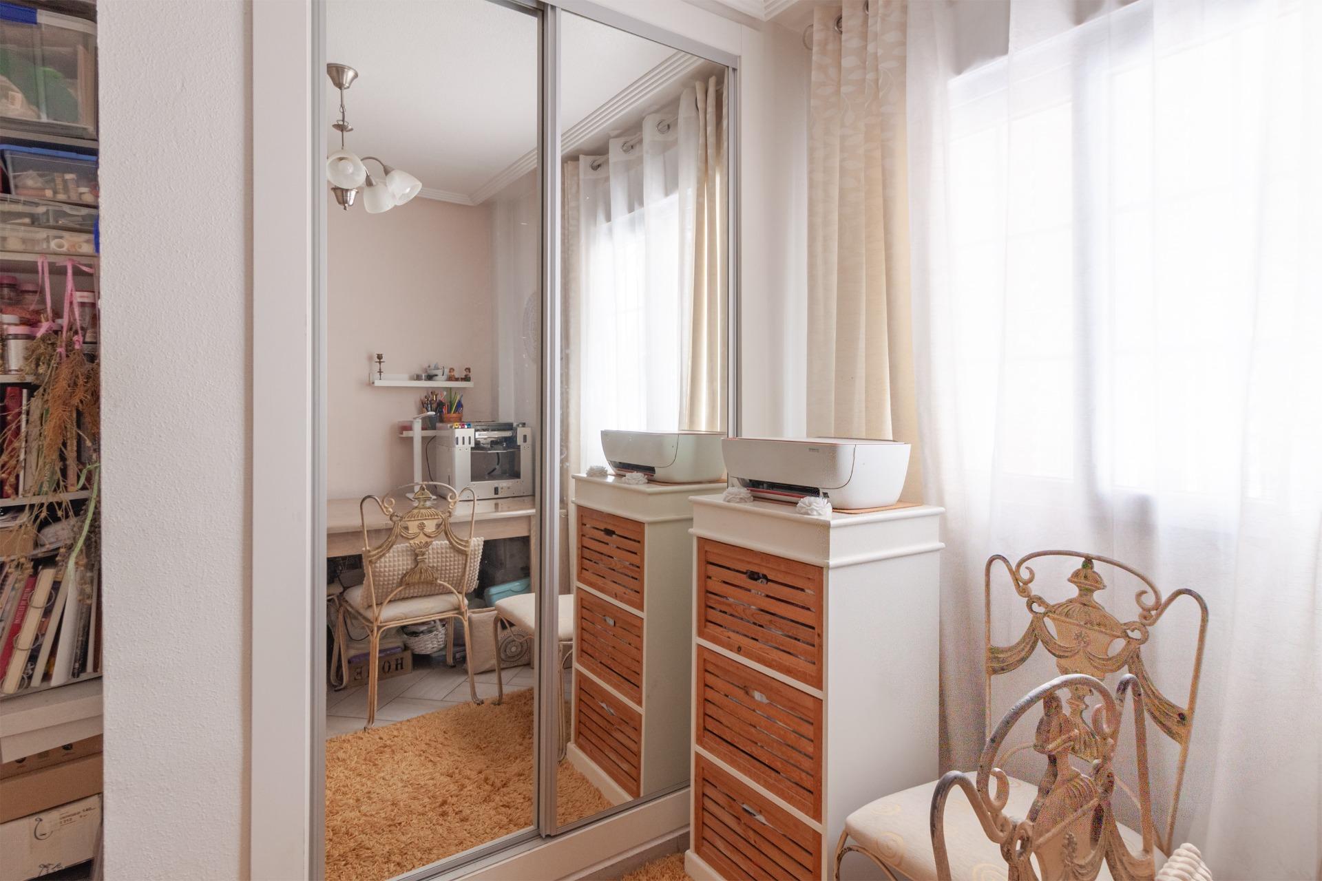 For sale - 4 Bedroom 1 Bathroom Villa in Orihuela Costa - Los Almendros-la Florida  - Alicante