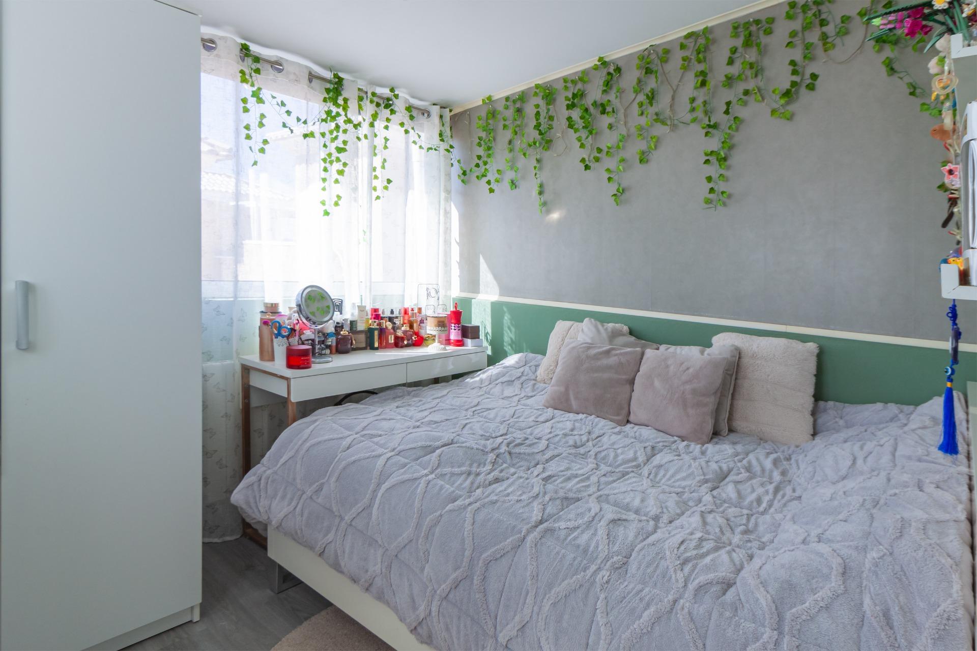 For sale - 4 Bedroom 1 Bathroom Villa in Orihuela Costa - Los Almendros-la Florida  - Alicante