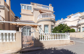 27-184-404-11-779/75443, 4 Bedroom 1 Bathroom Villa in Orihuela Costa