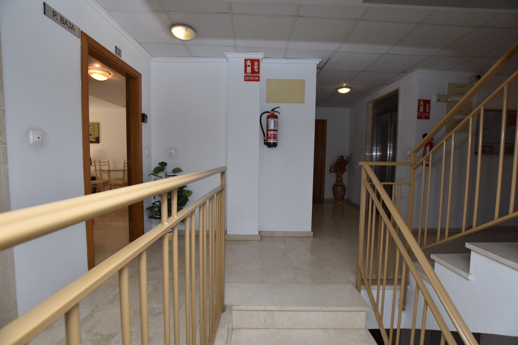 For sale - 2 Bedroom 1 Bathroom Apartment in Algorfa - Inland  - Alicante