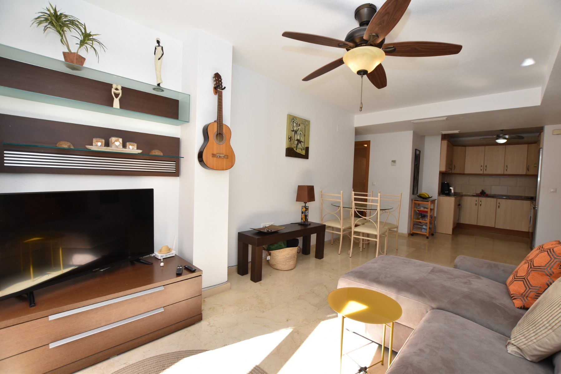 For sale - 2 Bedroom 1 Bathroom Apartment in Algorfa - Inland  - Alicante