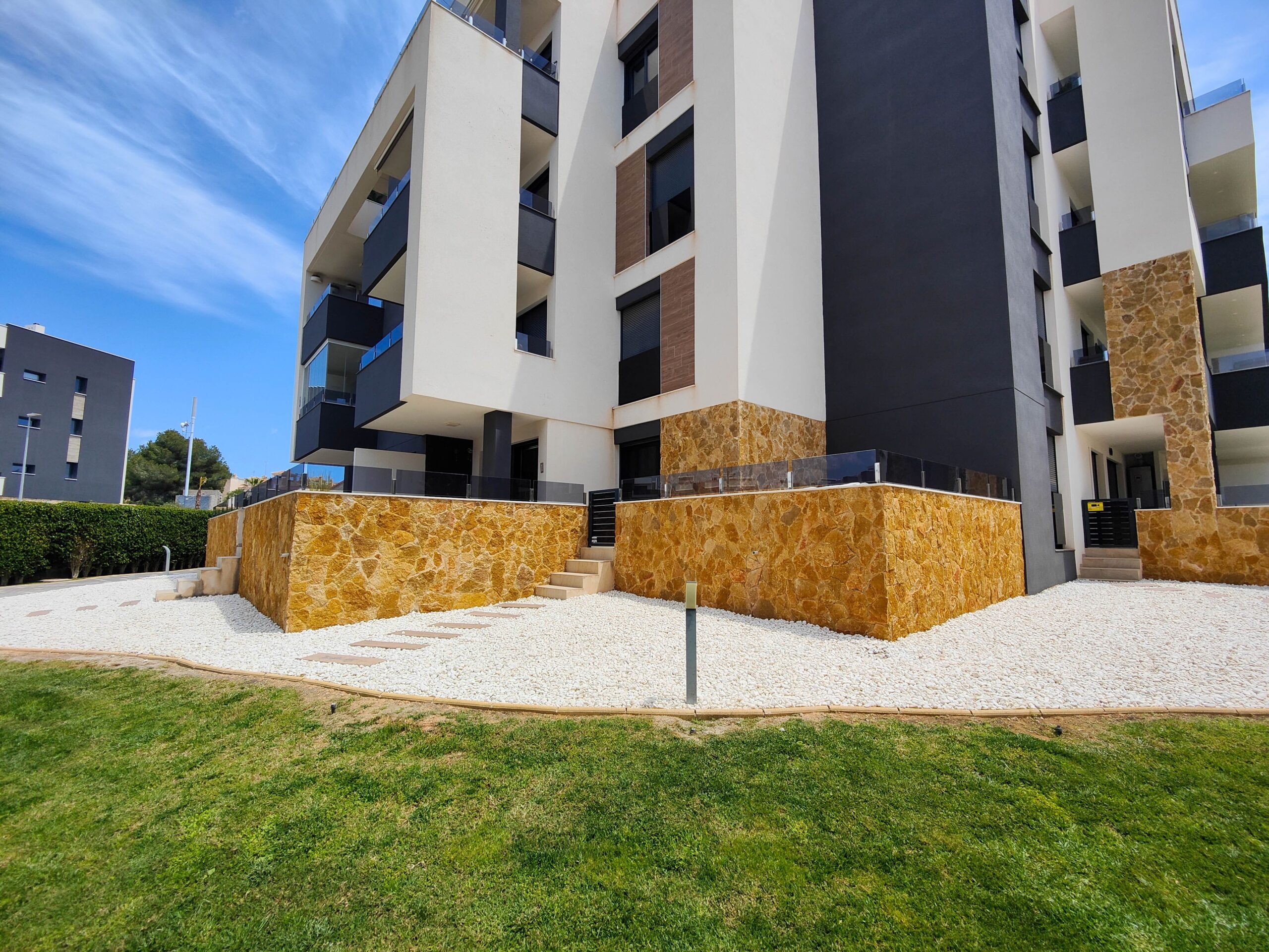 For sale - 2 Bedroom 2 Bathroom Apartment in Orihuela Costa - Costa Blanca  - Alicante