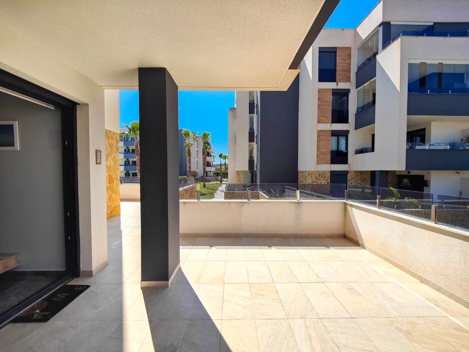 For sale - 2 Bedroom 2 Bathroom Apartment in Orihuela Costa - Costa Blanca  - Alicante