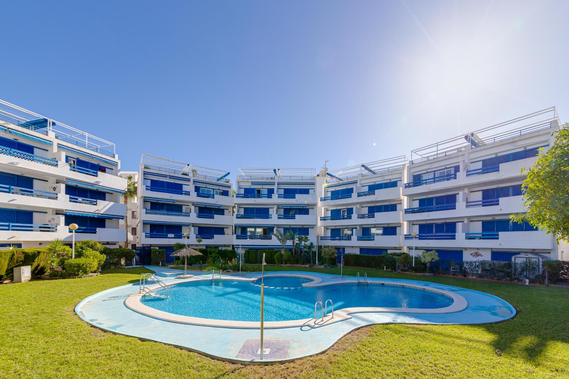 For sale - 2 Bedroom 2 Bathroom Apartment in Playa Flamenca - Orihuela Costa  - Alicante