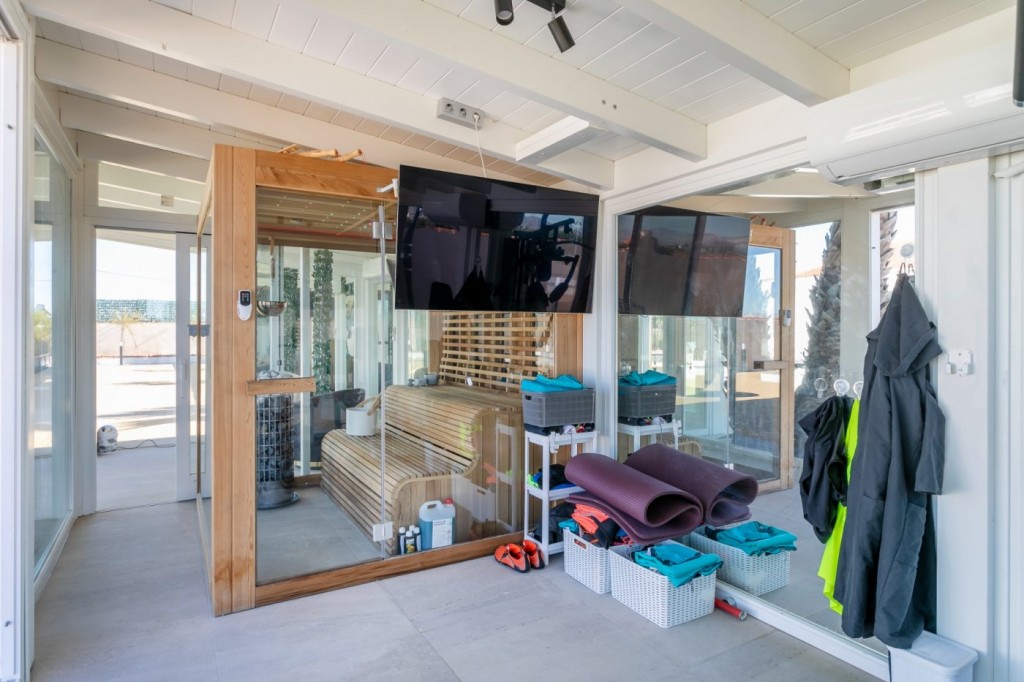 For sale - 3 Bedroom 2 Bathroom Villa in El Mudamiento -  - Alicante