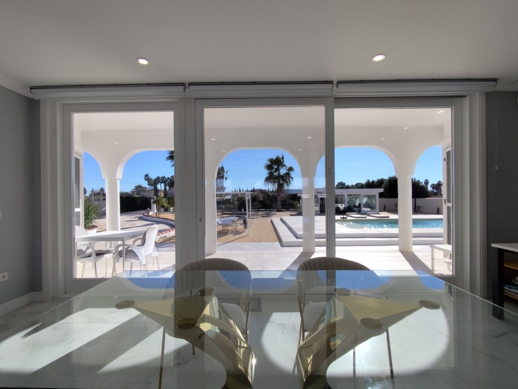 For sale - 3 Bedroom 2 Bathroom Villa in El Mudamiento -  - Alicante