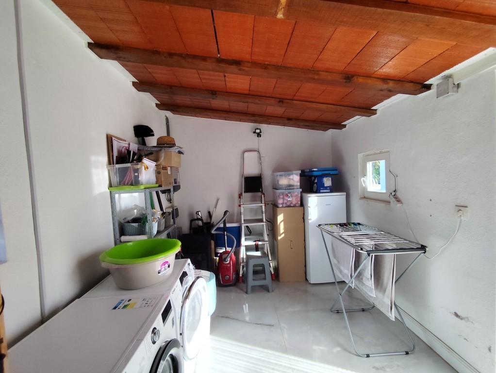 For sale - 3 Bedroom 2 Bathroom Villa in El Mudamiento -  - Alicante