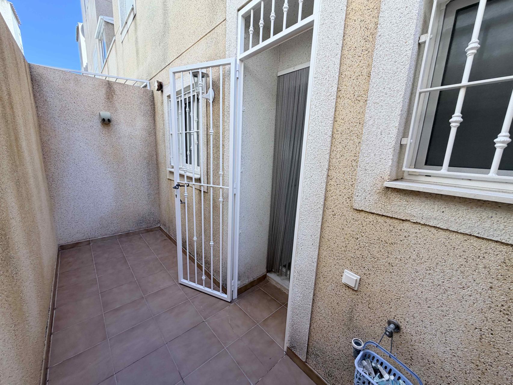 For sale - 3 Bedroom 3 Bathroom Town House in Orihuela Costa - Costa Blanca  - Alicante