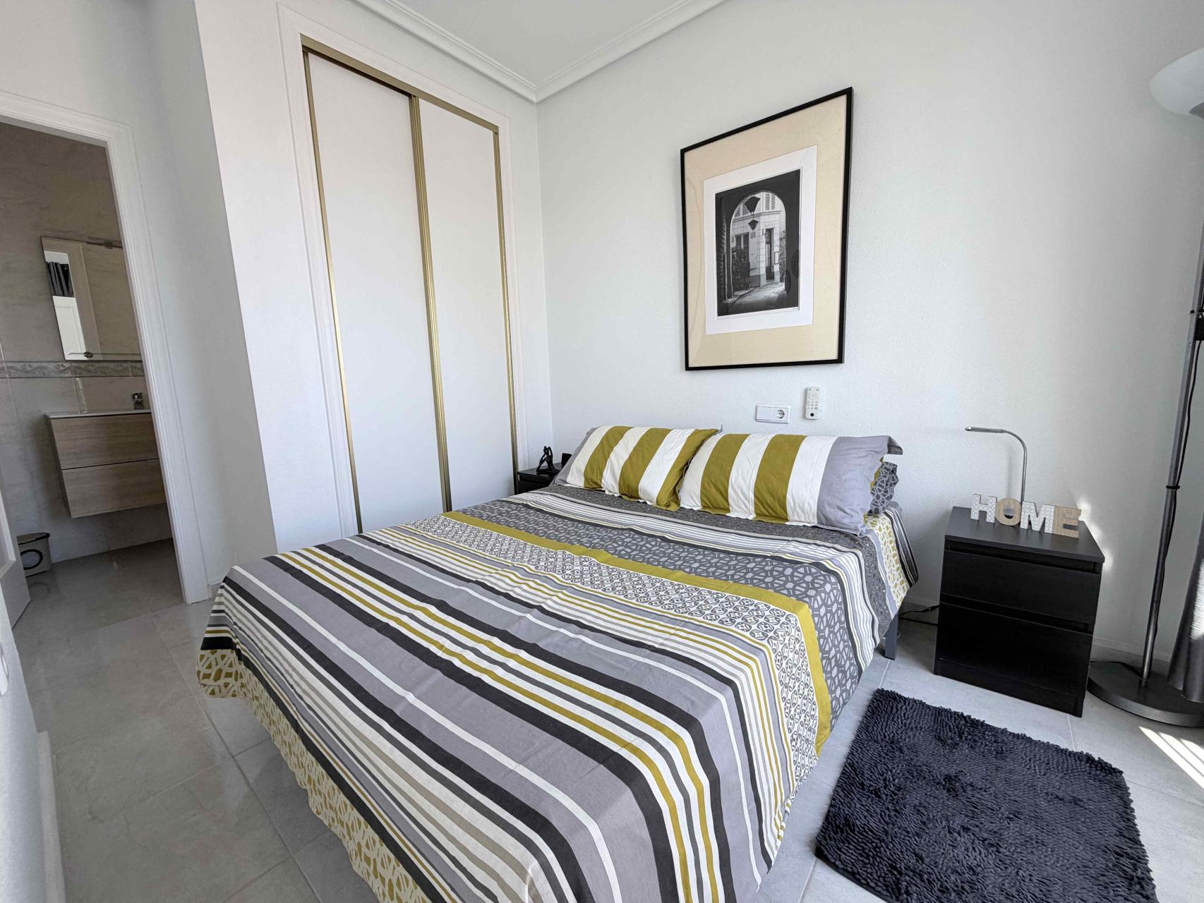 For sale - 3 Bedroom 3 Bathroom Town House in Orihuela Costa - Costa Blanca  - Alicante