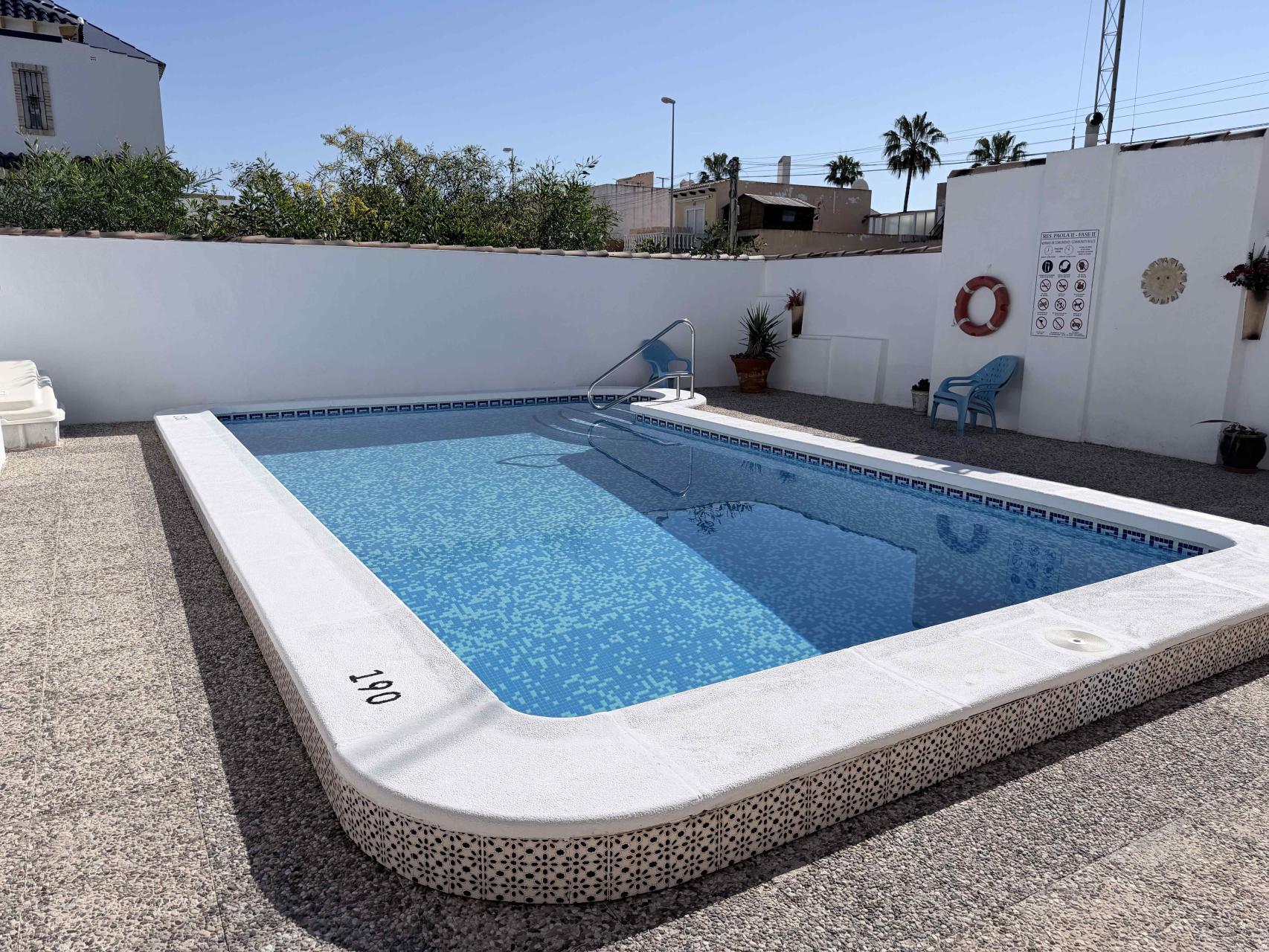 For sale - 3 Bedroom 3 Bathroom Town House in Orihuela Costa - Costa Blanca  - Alicante
