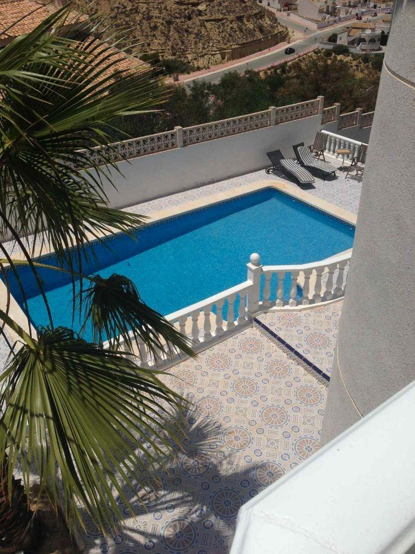 For sale - 7 Bedroom 3 Bathroom Villa in Ciudad Quesada - La Marquesa  - Alicante