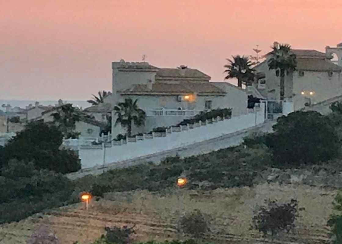 For sale - 7 Bedroom 3 Bathroom Villa in Ciudad Quesada - La Marquesa  - Alicante