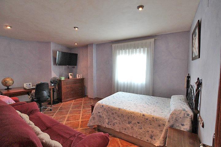 For sale - 6 Bedroom 3 Bathroom Villa in Formentera del Segura - C- Cooperativa  - Alicante