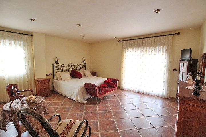 For sale - 6 Bedroom 3 Bathroom Villa in Formentera del Segura - C- Cooperativa  - Alicante