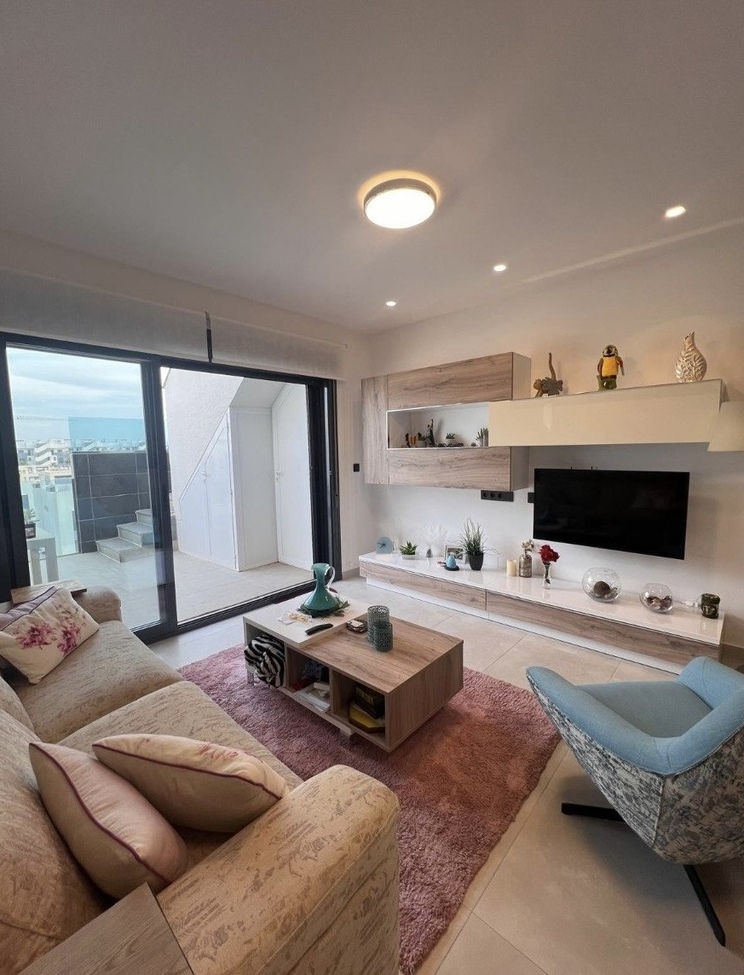 For sale - 2 Bedroom 2 Bathroom Penthouse Penthouse in Guardamar del Segura - El Raso  - Alicante