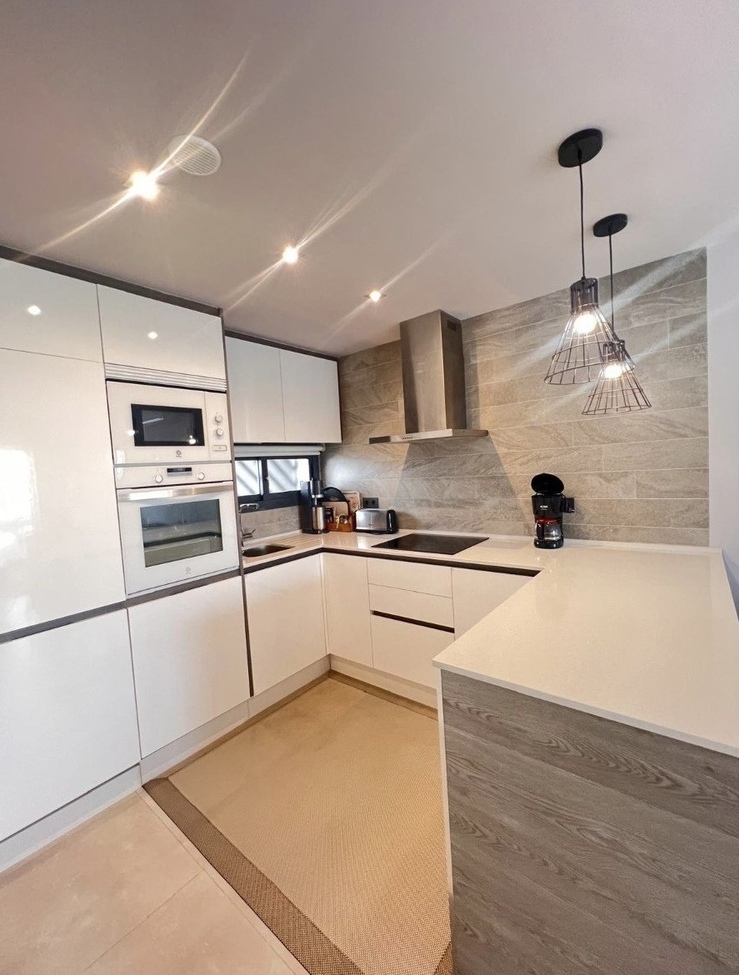 For sale - 2 Bedroom 2 Bathroom Penthouse Penthouse in Guardamar del Segura - El Raso  - Alicante