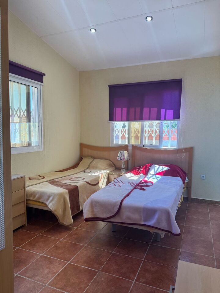 For sale - 4 Bedroom 3 Bathroom Villa in Playa Flamenca - Costa Blanca  - Alicante