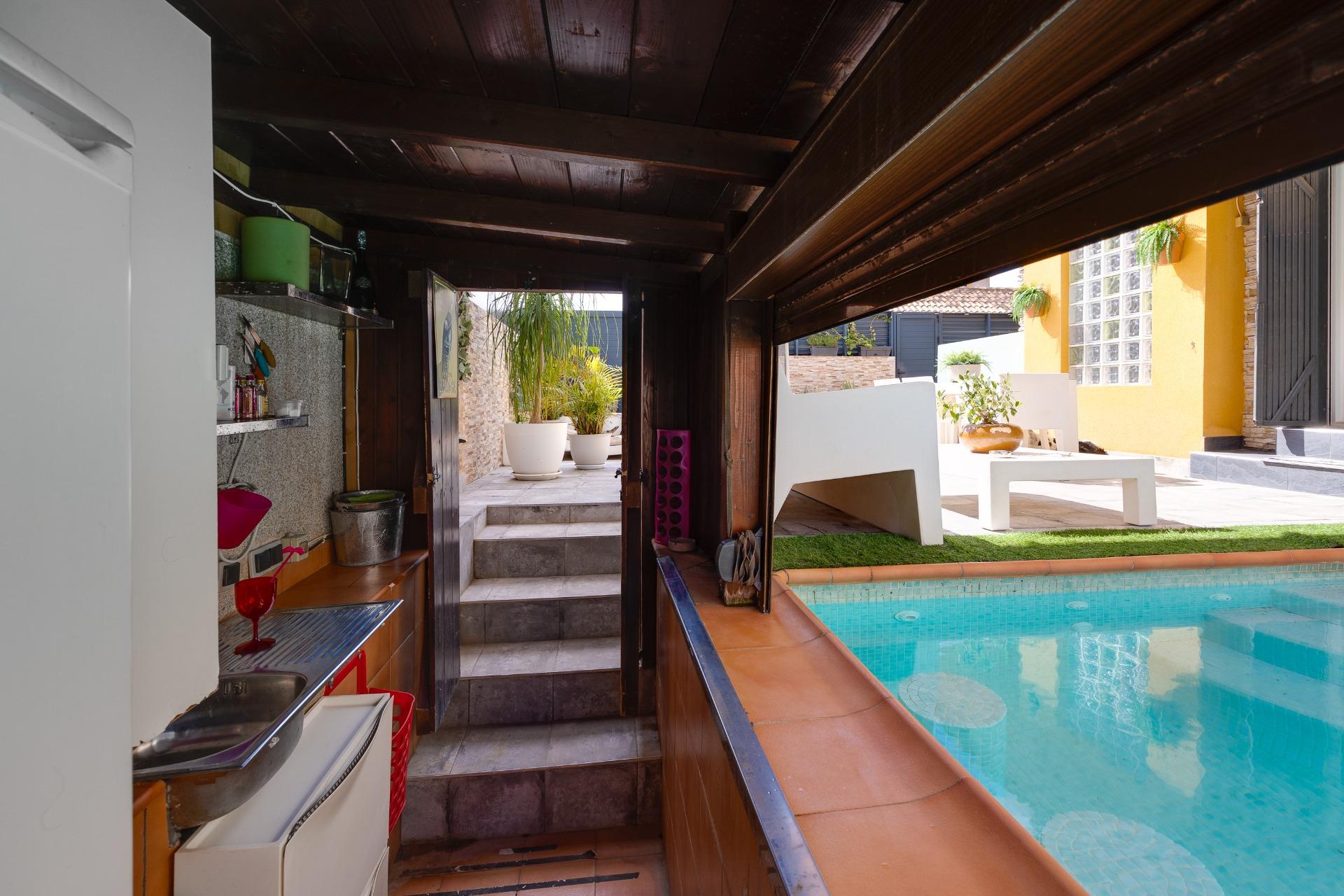 For sale - 3 Bedroom 2 Bathroom Villa in Los Montesinos - La Herrada  - Alicante